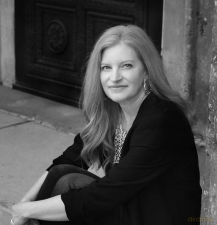 I Did It For You: The chilling psychological mystery thriller from the author of The Roanoke Girls new in paperback in 2025 [KSIĄŻKA]