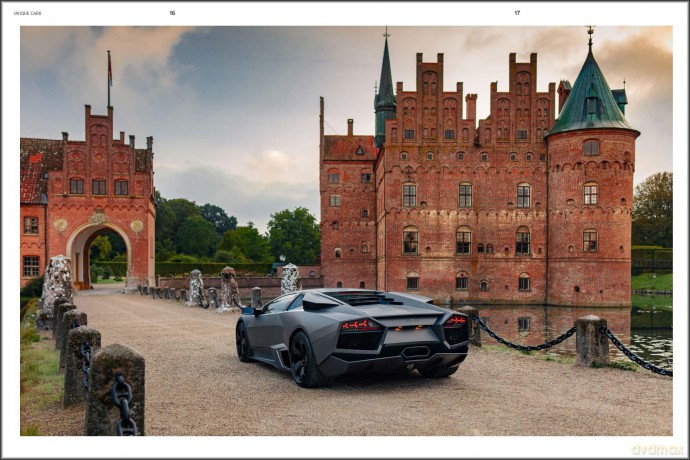 Iconic Cars: The Greatest Modern Classics [KSIĄŻKA]