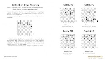 Intermediate Chess Puzzles: 500 Practice Exercises to Take Your Game to the Next Level [KSIĄŻKA]