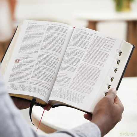 KJV Large Print Reference Bible, Black Leathersoft, Red Letter, Comfort Print, Thumb Indexed [KSIĄŻKA]