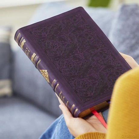 KJV Large Print Reference Bible, Purple Leathersoft, Red Letter, Comfort Print [KSIĄŻKA]