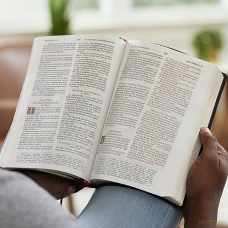 KJV Large Print Reference Bible, Purple Leathersoft, Red Letter, Comfort Print [KSIĄŻKA]