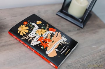 Loyal in His Love: An Invitation to Be Held by Jesus When Others Let You Go [KSIĄŻKA]