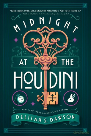 Midnight at the Houdini [KSIĄŻKA]