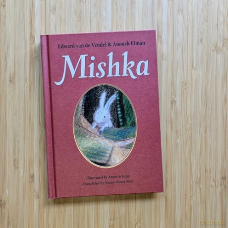Mishka [KSIĄŻKA]