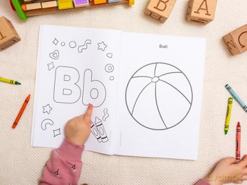 Ms Rachel: My First Colouring Book: Inspiring Creativity and Learning [KSIĄŻKA]