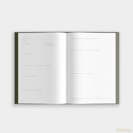 My Travel Journal: A Travel Keepsake Journal to Record Your Vacations, Adventures, and Experiences Abroad [KSIĄŻKA]