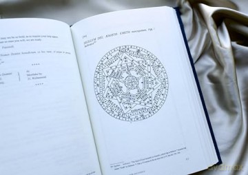 Mysteriorium Libri Quinque: Dr. John Dee's Five Books of Mysteries [KSIĄŻKA]