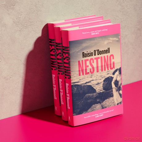 Nesting: Longlisted for the Women's Prize for Fiction 2025; the tender, soaring debut you won't be able to forget [KSIĄŻKA]
