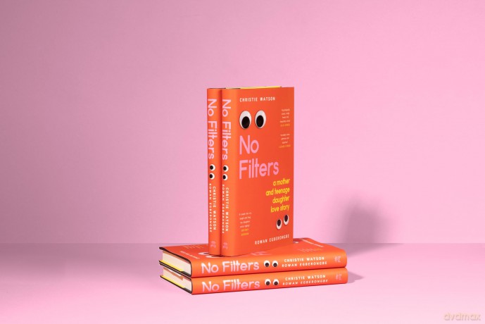 No Filters: a mother and teenage daughter love story [KSIĄŻKA]