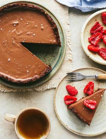 Plant Protein: 80 healthy and delicious high-protein vegan recipes [KSIĄŻKA]