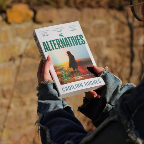 The Alternatives [KSIĄŻKA]