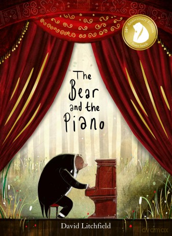 The Bear and the Piano 10th Anniversary [KSIĄŻKA]