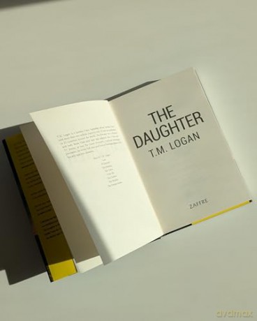 The Daughter: The brand new addictive thriller from the author of THE MOTHER - a perfect gift for Mother's Day [KSIĄŻKA]