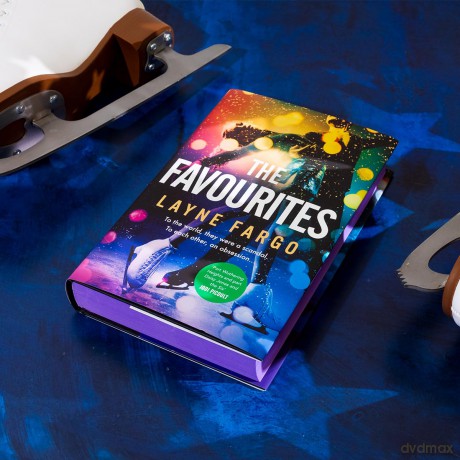 The Favourites: Lace up for 2025's biggest reader obsession [KSIĄŻKA]