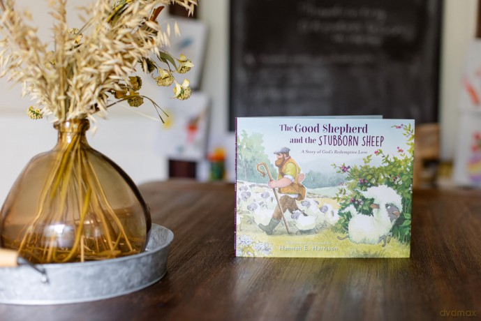 The Good Shepherd and the Stubborn Sheep: A Story of God's Redemptive Love [KSIĄŻKA]