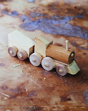 The Guide to Woodworking with Kids: Craft Projects to Develop the Lifelong Skills of Young Makers [KSIĄŻKA]
