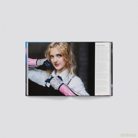 The Power of Women: An Atlas of Beauty Book [KSIĄŻKA]
