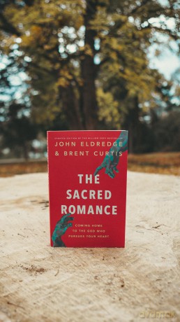 The Sacred Romance Revised and Updated Edition: Coming Home to the God Who Pursues Your Heart [KSIĄŻKA]