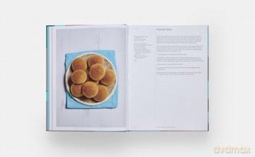 The Spanish Mediterranean Islands Cookbook [KSIĄŻKA]