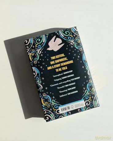 The Swell: A spellbinding, captivating dual-timeline mystery set in Iceland and steeped in myth [KSIĄŻKA]