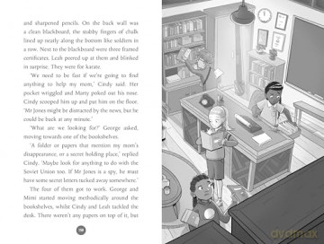 The Wonder Team and the Space Race: An Exciting Time Travel Story from the Captain of the Euro-winning Lionesses!: 4 [KSIĄŻKA]