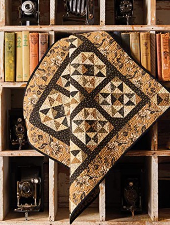 Tucked-Away Treasures: 14 Patchwork Patterns for Little Quilts [KSIĄŻKA]