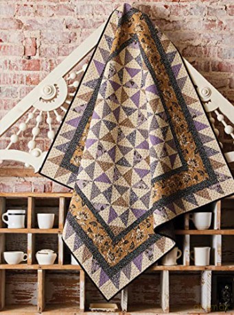Tucked-Away Treasures: 14 Patchwork Patterns for Little Quilts [KSIĄŻKA]