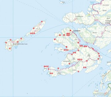 Walking on Mull, Coll and Tiree: 50 walks including Iona and Ulva [KSIĄŻKA]