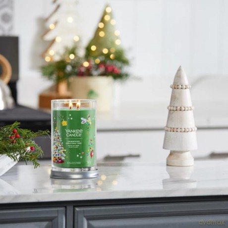 Aromatic candle Signature tumbler large Shimmering Christmas Tree 567 g