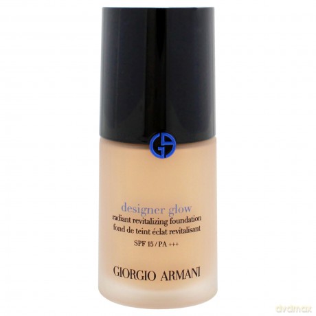 Brightening liquid make-up SPF 15 Designer Glow Radiant Revitalizing Foundation 30 ml - Shade: 5