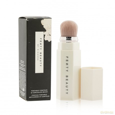 Cosmetic brush Portable Contour and Concealer Brush 150
