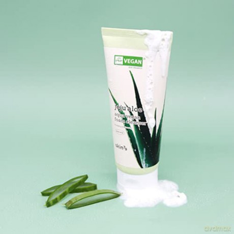 Gentle cleansing foam Jeju Aloe Aqua Vegan Foam Cleanser 150 ml