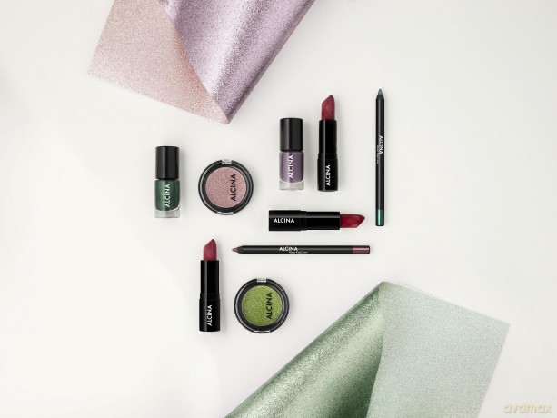 High coverage lipstick Lips tick - Shade: Winter Berry