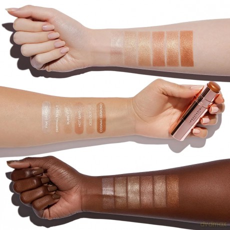 Highlighter in a stick Stick Highlighter 8 g - Shade: Iced Out