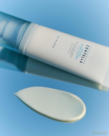 Hydrating Sunscreen SPF 50+ Madagascar Centella Hyalu-Cica Water-Fit Sun Serum - Volume: 15 ml