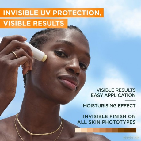 Invisible Sunscreen Stick SPF 50+ Ambre Solaire Super UV Stick 9 ml