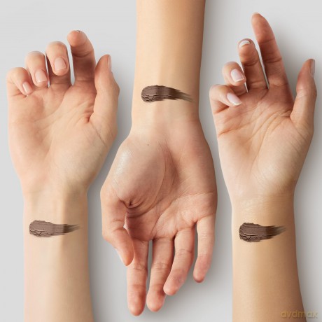 LIGHT REFLECTING FOUNDATION - Shade: Vallauris
