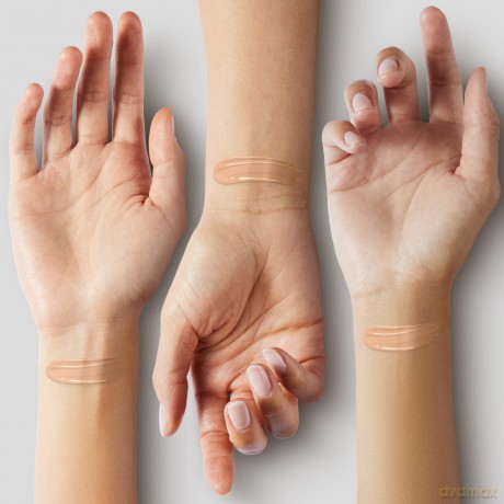 Liquid make-up Sheer Glow Foundation 30 ml - Shade: Stromboli
