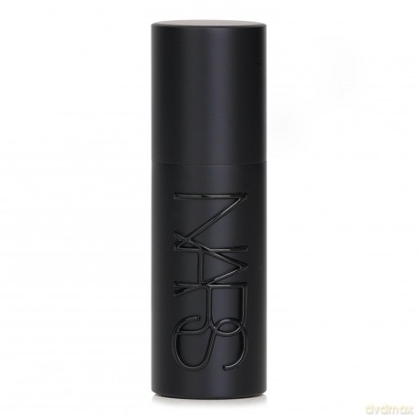 Long-lasting lipstick Explicit Lipstick 3.8 g - Shade: 885 No Rules