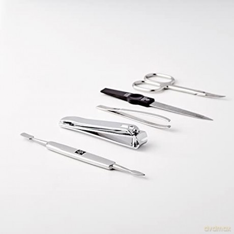 Manicure set made of genuine leather 5 pieces black