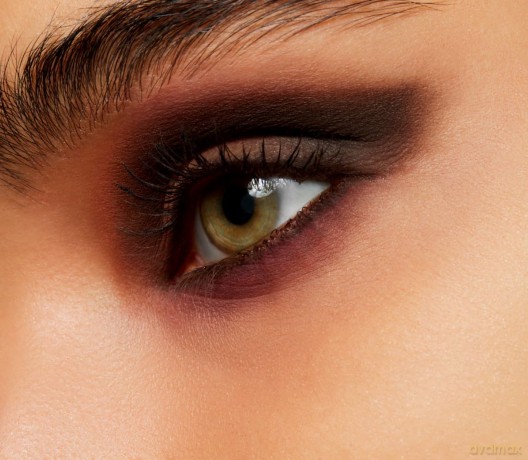 Matte eye shadows Powder Kiss Matte Eye Shadow 1.5 g - Shade: A Little Tamed
