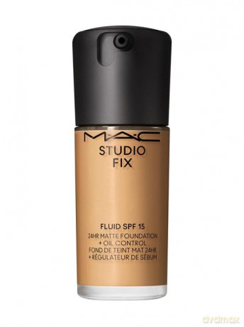 Matte make-up SPF 15 Studio Fix Fluid 30 ml - Shade: NC38