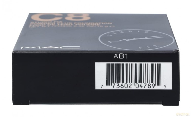 Matting powder and makeup Studio Fix Powder Plus Foundation 15 g - Shade: C8
