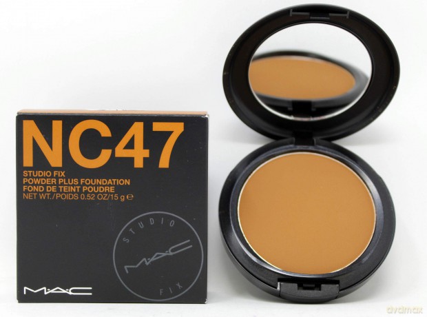 Matting powder and makeup Studio Fix Powder Plus Foundation 15 g - Shade: NC47