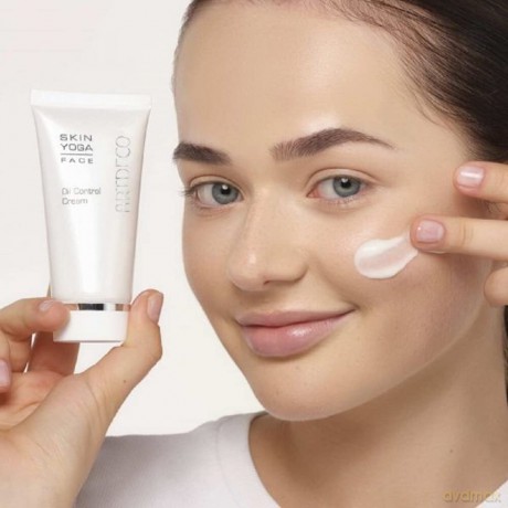 Moisturizing cream for oily and problematic skin Oil Control Cream 50 ml