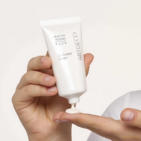 Moisturizing cream for oily and problematic skin Oil Control Cream 50 ml