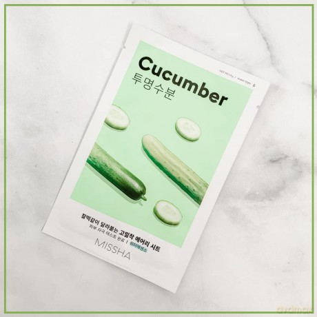 Moisturizing face mask with cucumber extract Cucumber Airy Fit Sheet Mask 19 g