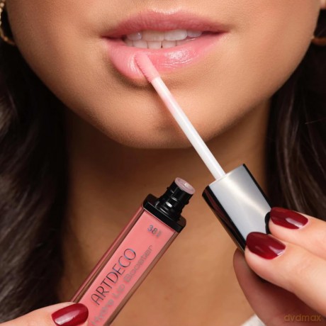 Moisturizing Lip Gloss Hydra Lip Booster 6 ml - Shade: 38 Translucent Rose