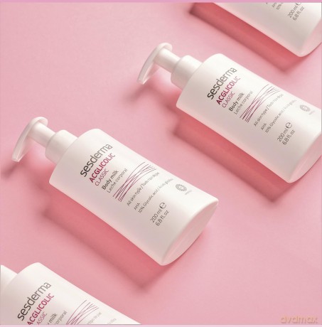 Regenerating body milk with anti-aging effect Acglicolic Classic Body Milk 200 ml
